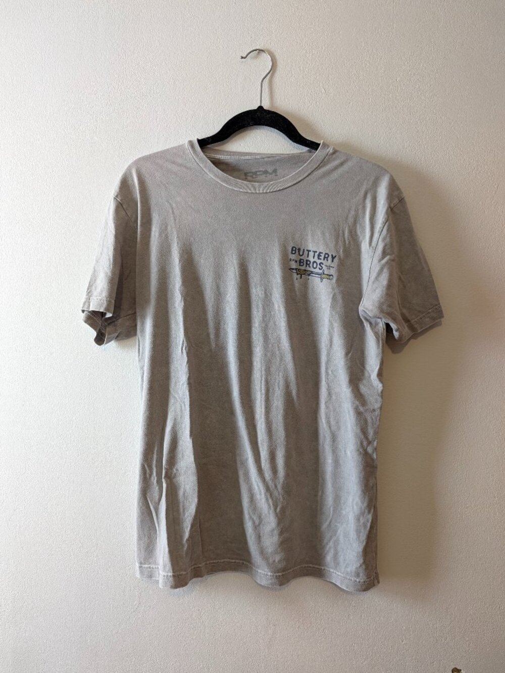 RPM Training Co x Buttery Bros Graphic Tee Grey Pancake Dagger Shirt size M